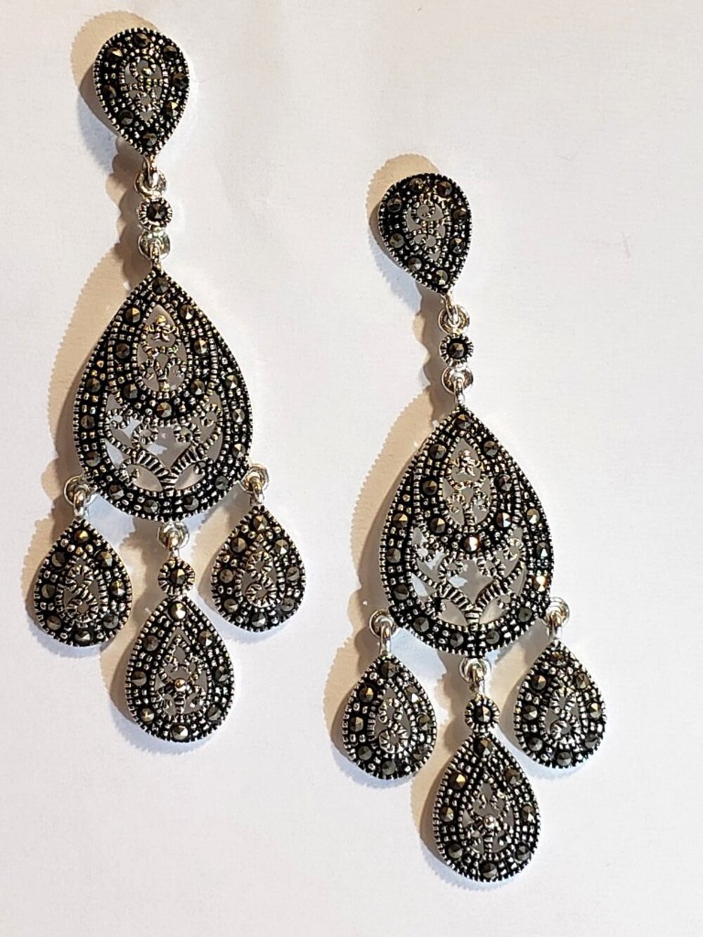 NWT Tori Hill Silver Plated Marcasite Teardrop Chandelier Earrings